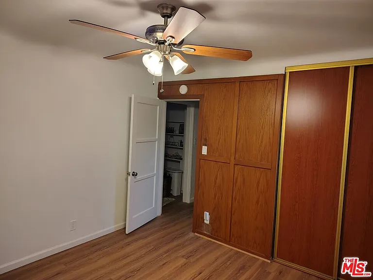 5446 Angeles Vista Blvd — Photo 8