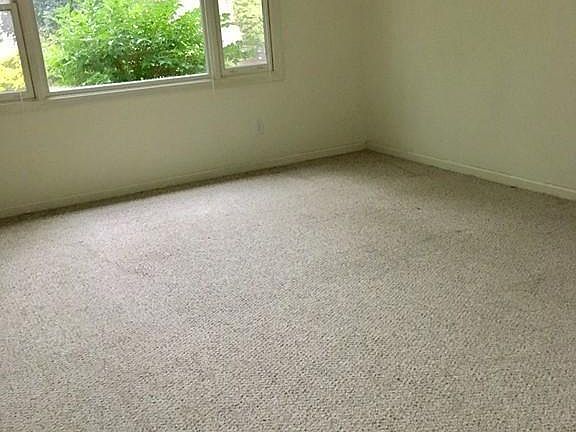 3rd image of 9 Dela Park Ln #9