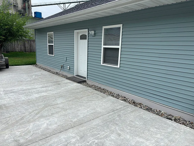 110 Grant St — Photo 10