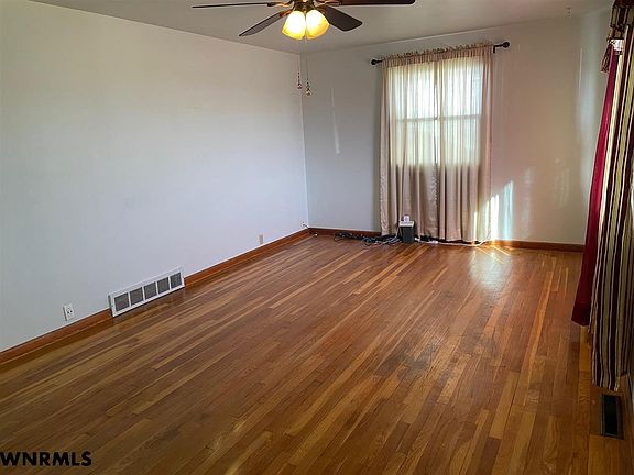 2nd image of 1009 W Overland Dr