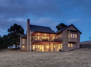 8236 S Old Hammer Ln, Aurora, CO 80016