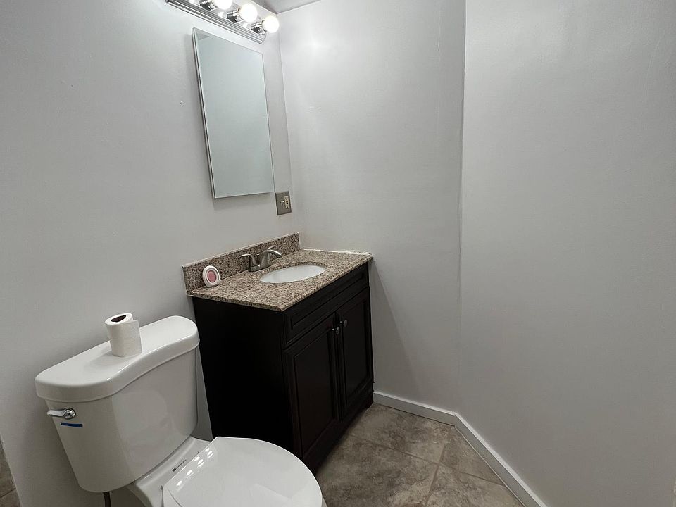 1st image of 3445 Mickle Ave Floor 1