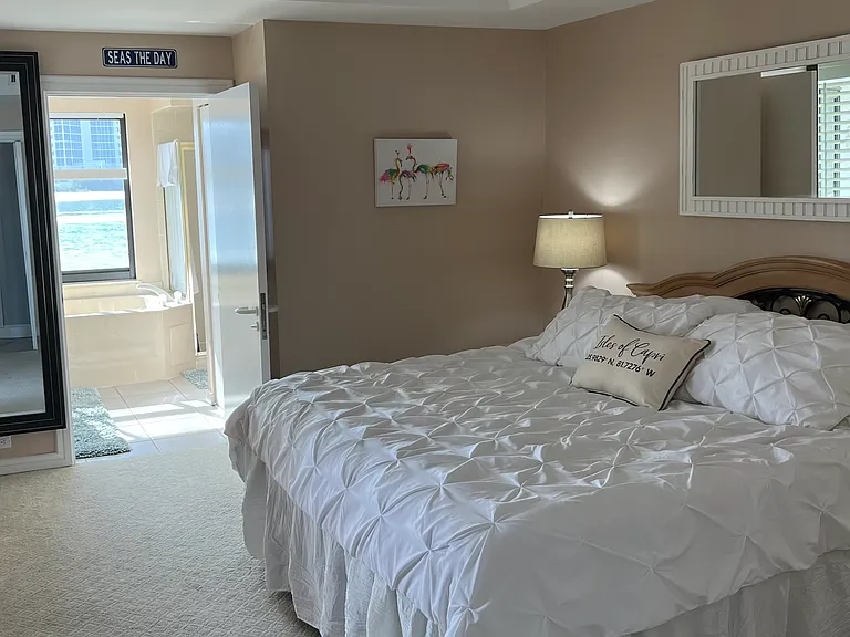 Master bedroom- king bed
