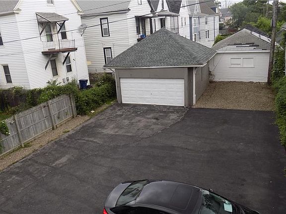 5th image of 15 Meech Ave