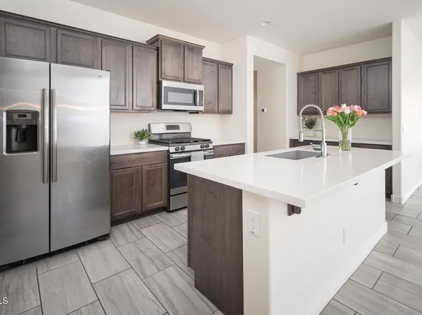 18338 W GETTY Drive, Goodyear, AZ 85338