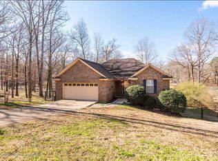 8721 Bobwhite Dr, Hernando, MS 38632