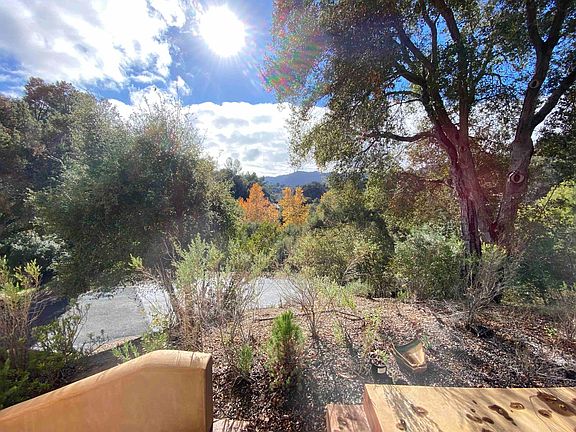 2nd image of 1226 N Topanga Canyon Blvd