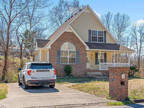 2nd image of 522 Turner Reynolds Ct