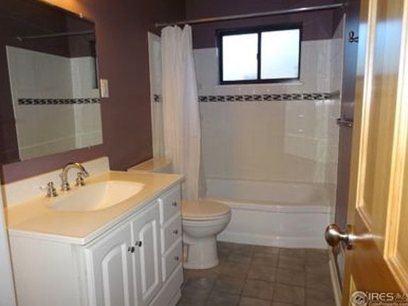 4th image of 320 32nd St