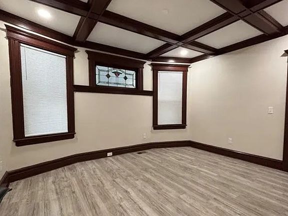 5th image of 811 S 13th St Floor 2