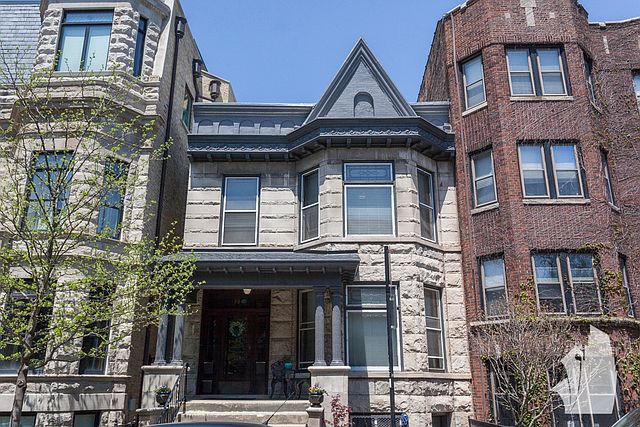 1st image of 724 W Oakdale Ave #1
