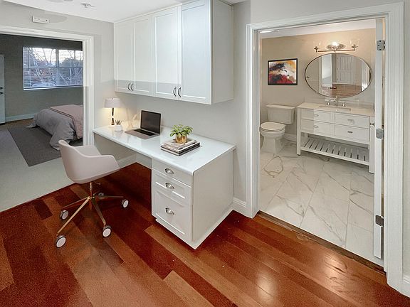 4th image of 1982 W Bayshore Rd APT 139