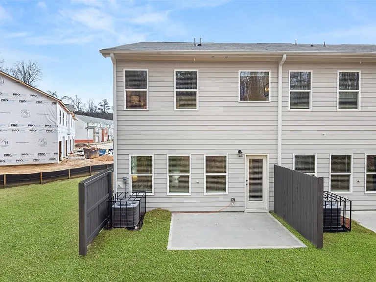 4270 Notting Hill Dr SW — Photo 6