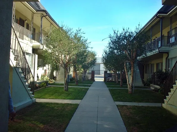 13701 Van Ness Ave #7, Gardena, CA 90249