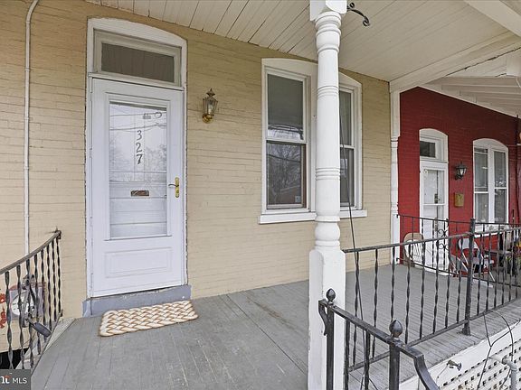 4th image of 327 Hazel St