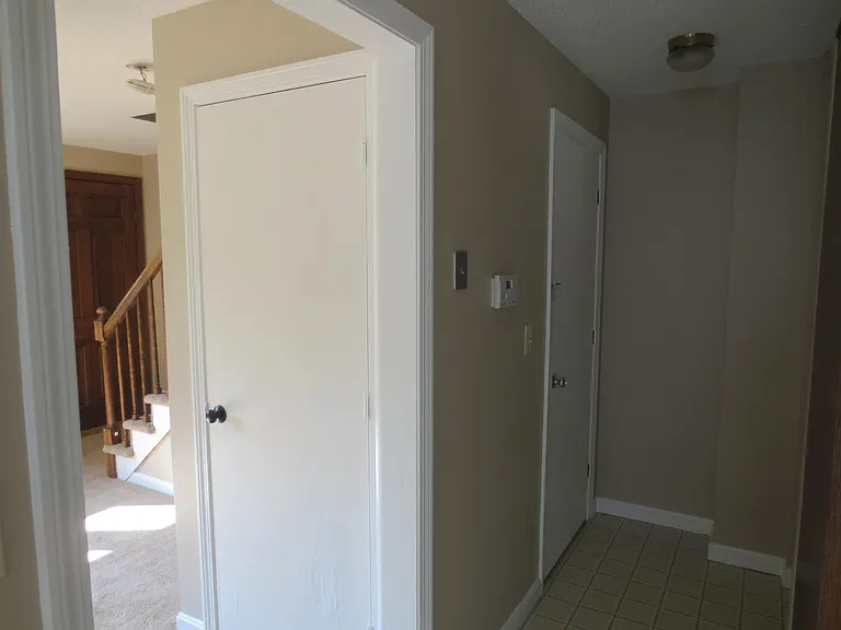 5 Pine St #B — Photo 10