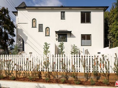 3761 Monon St, Los Angeles, CA, 90027