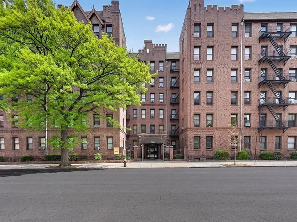 7901 4th Ave APT C5, Brooklyn, NY 11209