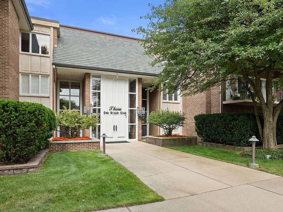 1st image of 3 Oak Brook Club Dr APT D306