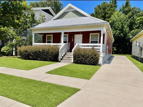 301 Buckeye Ln, Covington, LA 70433