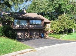 2376 Strathmore St, Kalamazoo, MI 49009