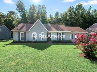 4555 Northwood Hills Dr, Memphis, TN 38128