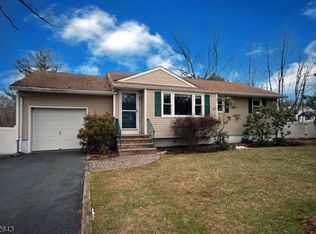 122 Leghorn Ave, Bridgewater, NJ