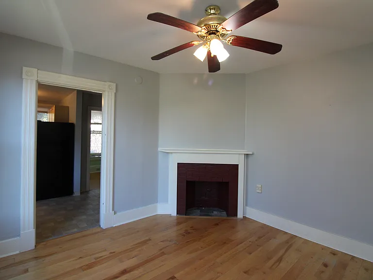 173 Maple St #2 — Photo 4