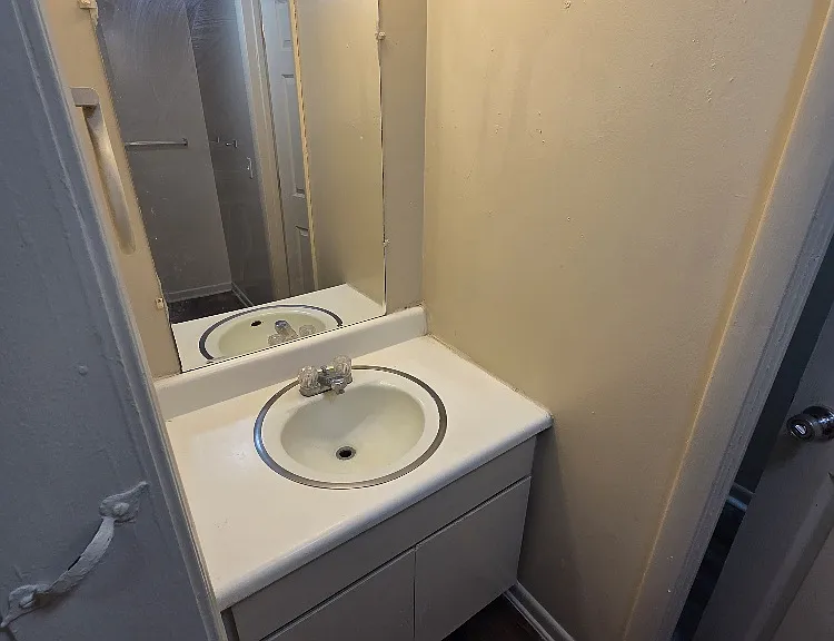 356 Savannah Ave #4 — Photo 13