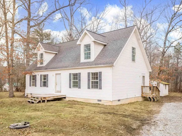 575 Tye Brook Hwy, Piney River, VA 22964