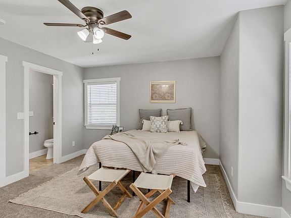 5th image of 10868 S Weiss Dr W