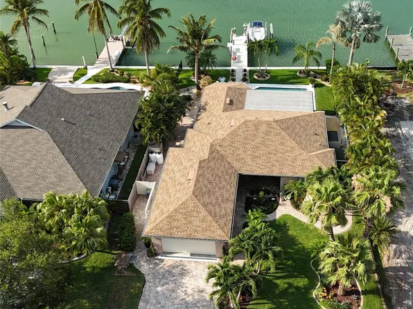 4 Treasure Ln, Treasure Island, FL 33706