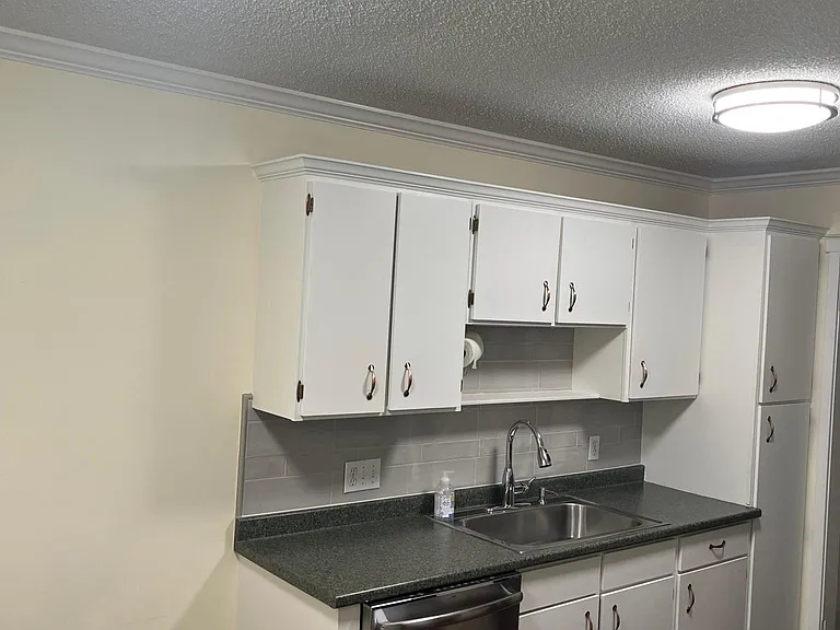 112 Heritage Vlg #D — Photo 12