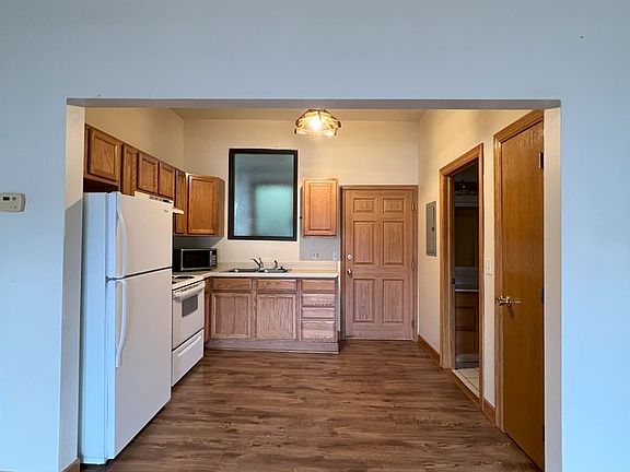 3rd image of 601 Forest Ave #605-203