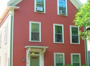 53 Hale St APT 2, Beverly, MA 01915