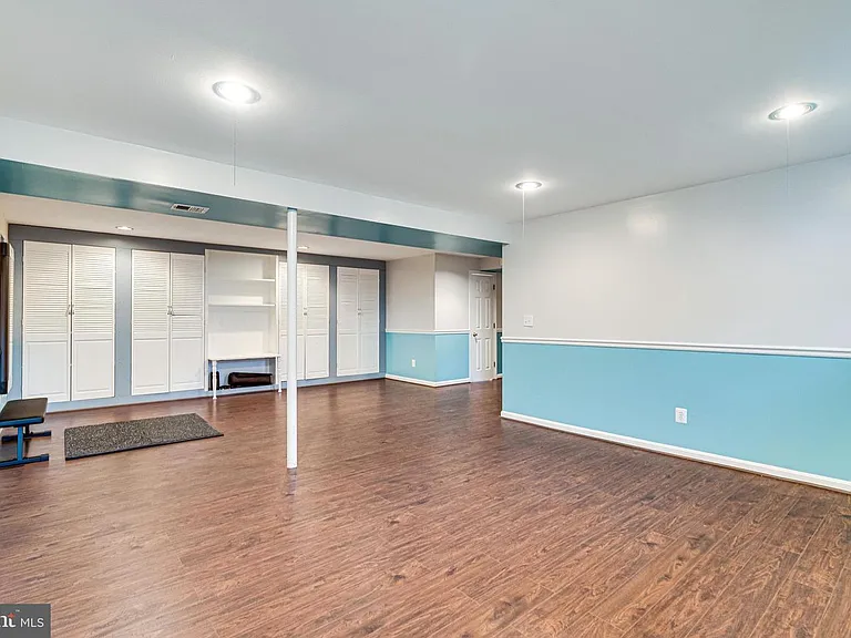 3022 Dower House Dr — Photo 44