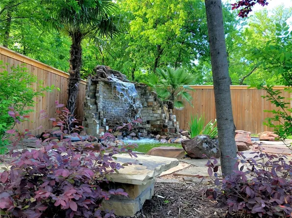 820 S Haynes Ave, Fort Worth, TX 76103