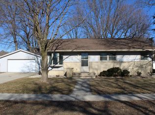 936 South Ave, Lomira, WI