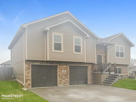 4th image of 508 192nd St