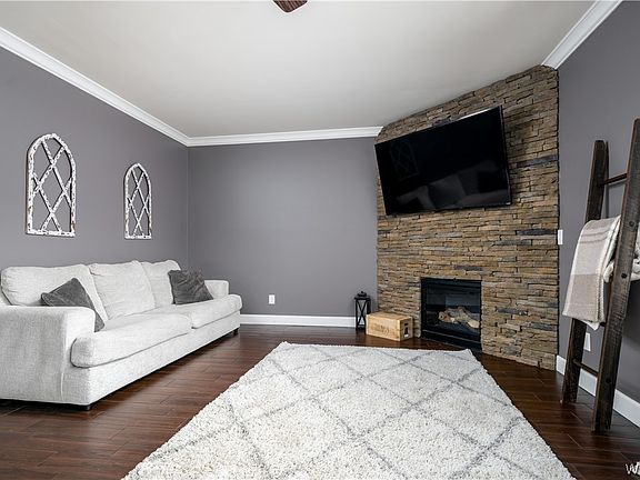 5th image of 1005 Belle Meade Blvd