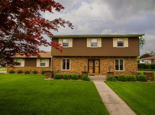 21 Ophir Ave, Lincoln, IL 62656