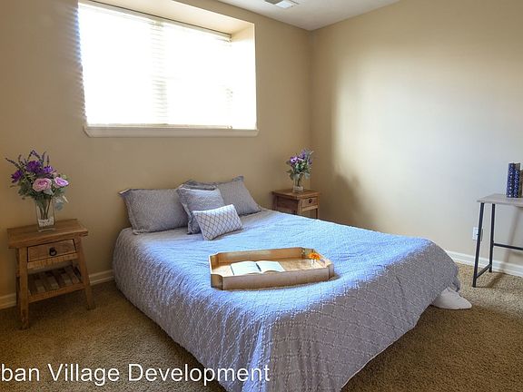5th image of 3007 Jackson St APT 01B