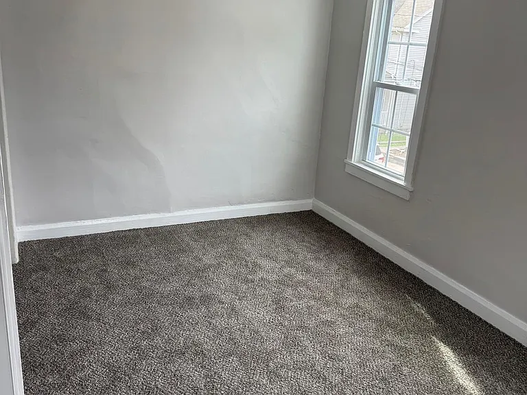 102 E Park St — Photo 11