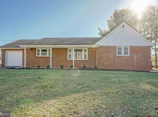 458 E Broad St, Gibbstown, NJ 08027