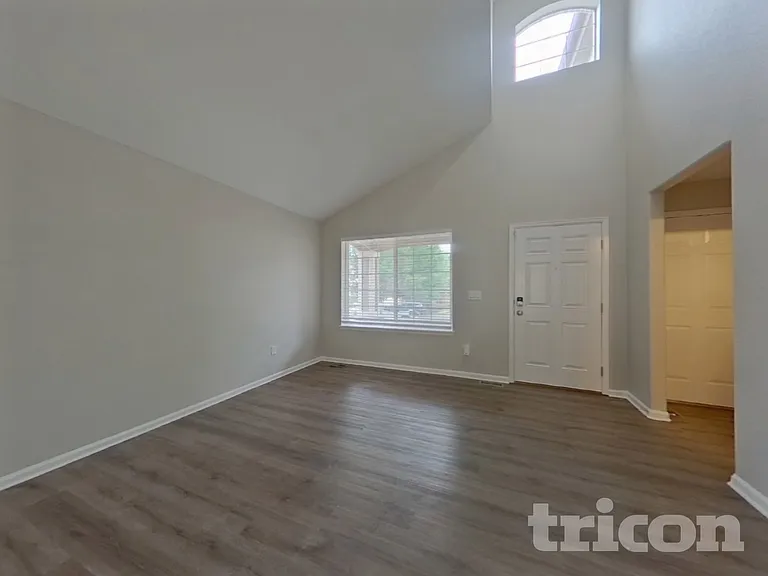14168 E 101st Pl — Photo 18