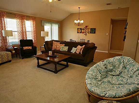 5th image of 926 Marble Creek Dr