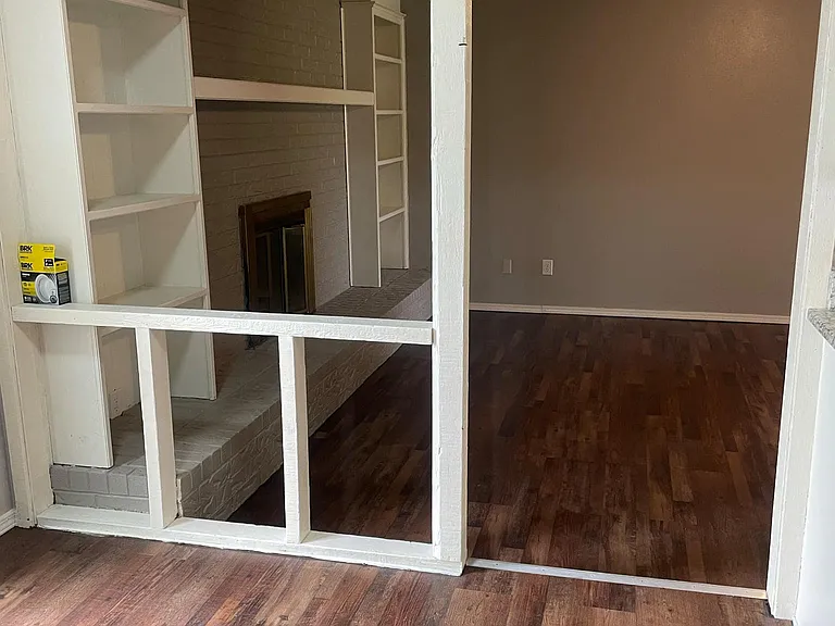 1252 S 27th Pl — Photo 11