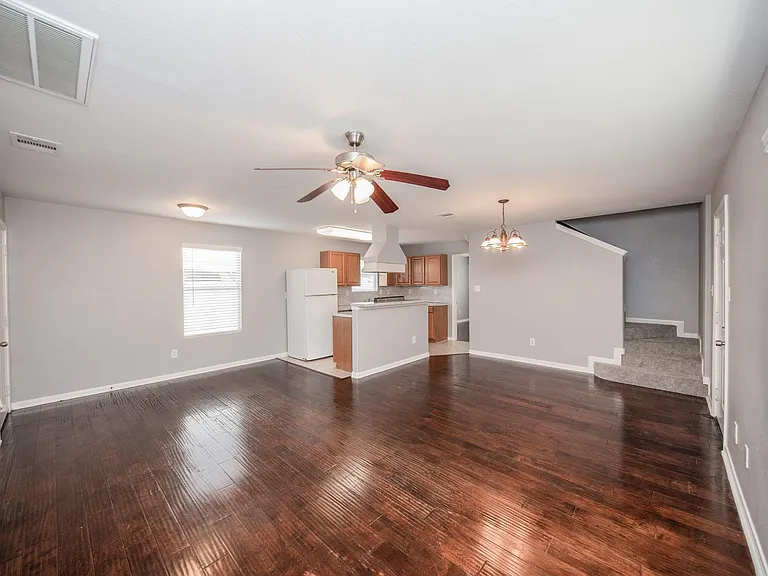 1631 Dove Run — Photo 11
