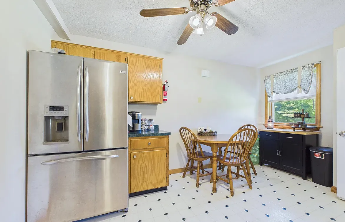 2 bed, 850 sqft, $1,950 — Photo 4