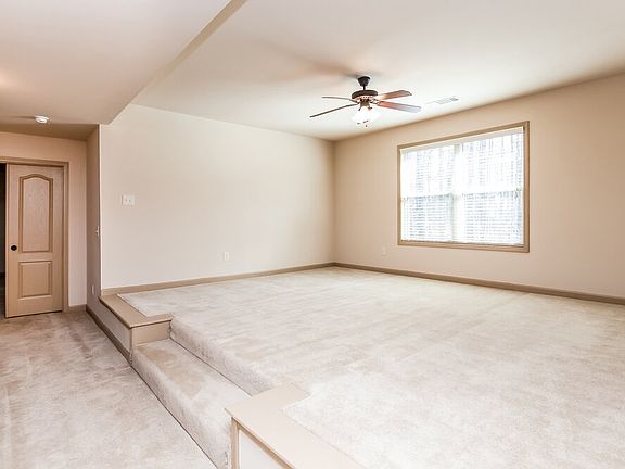 4th image of 1971 Bridle Rd